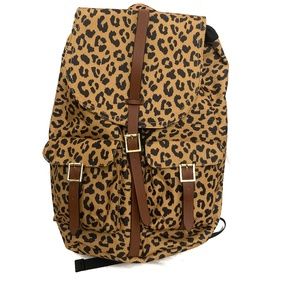 No Boundaries Cheetah Women’s Cargo Backpack